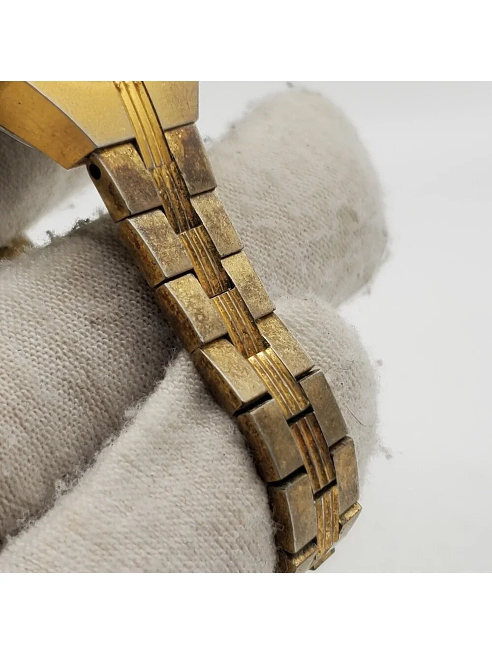 Vintage Timex Mechanical Watch Womens Running 23mm Gold Tone